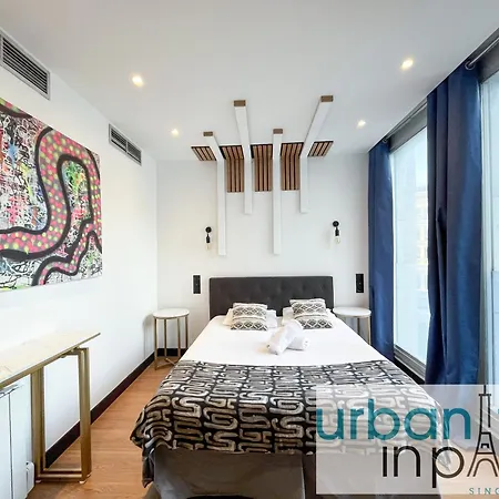 Urbanflat 128 - Champs-elysees Penthouse Apartment Paris